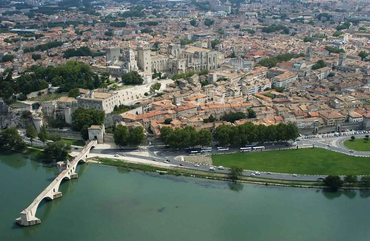 Vue sur la ville d'Avignon